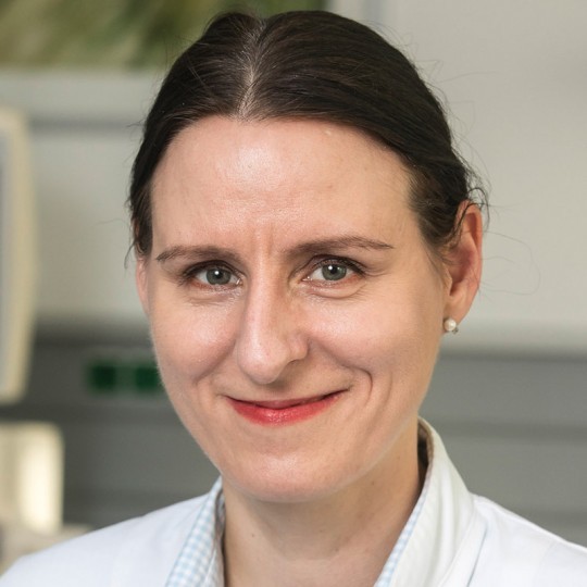 Oberärztin Nephrologie & Blutreinigung Dr. Gabriele Eden